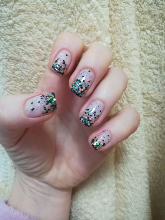 Glitter Nad Dots