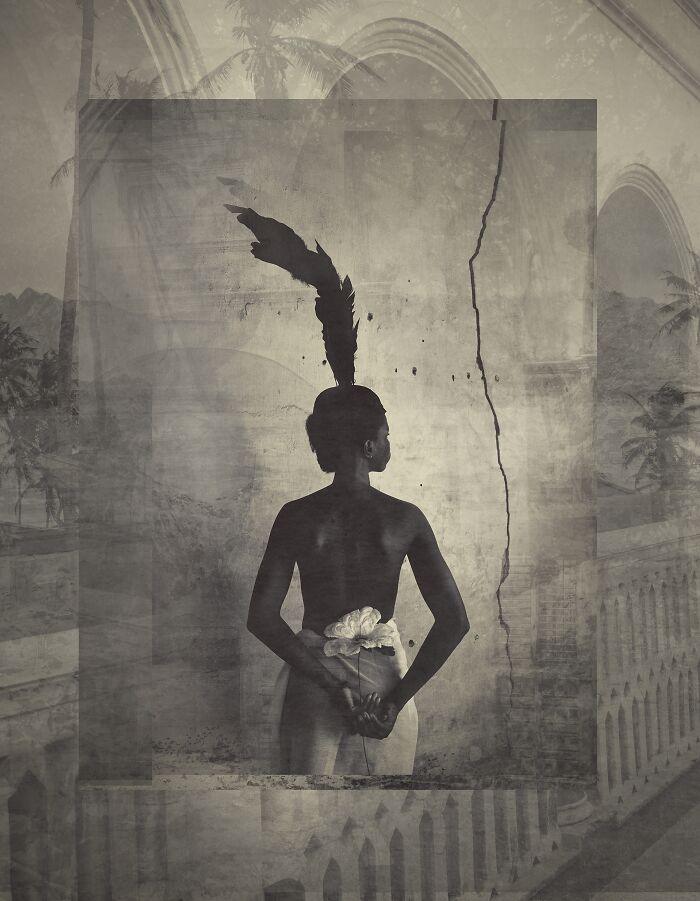 A picture of a woman