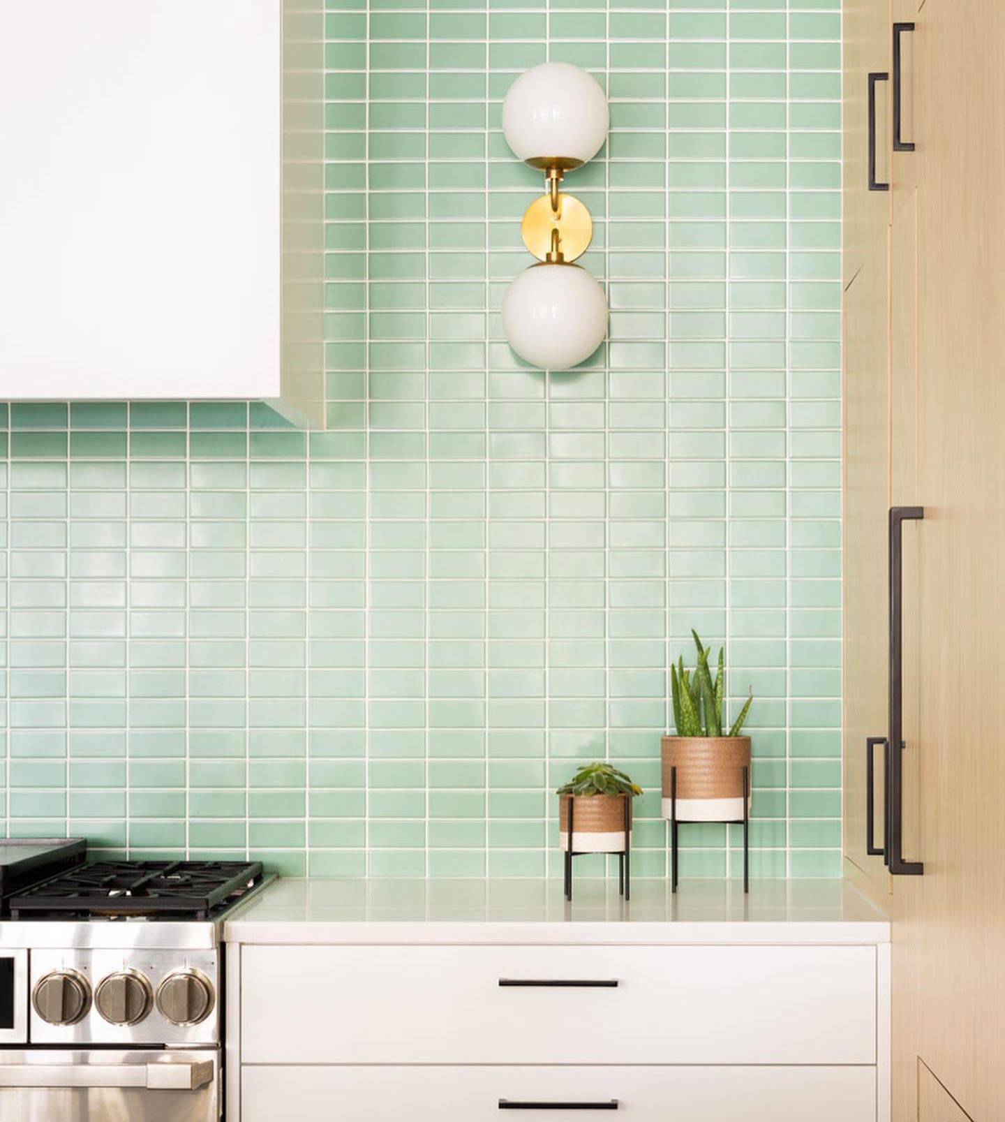 Kitchen with mint green backsplash Kitchen with mint green backsplash