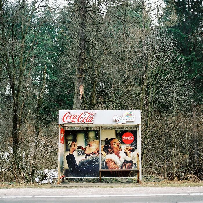 A picture of a bus stop
