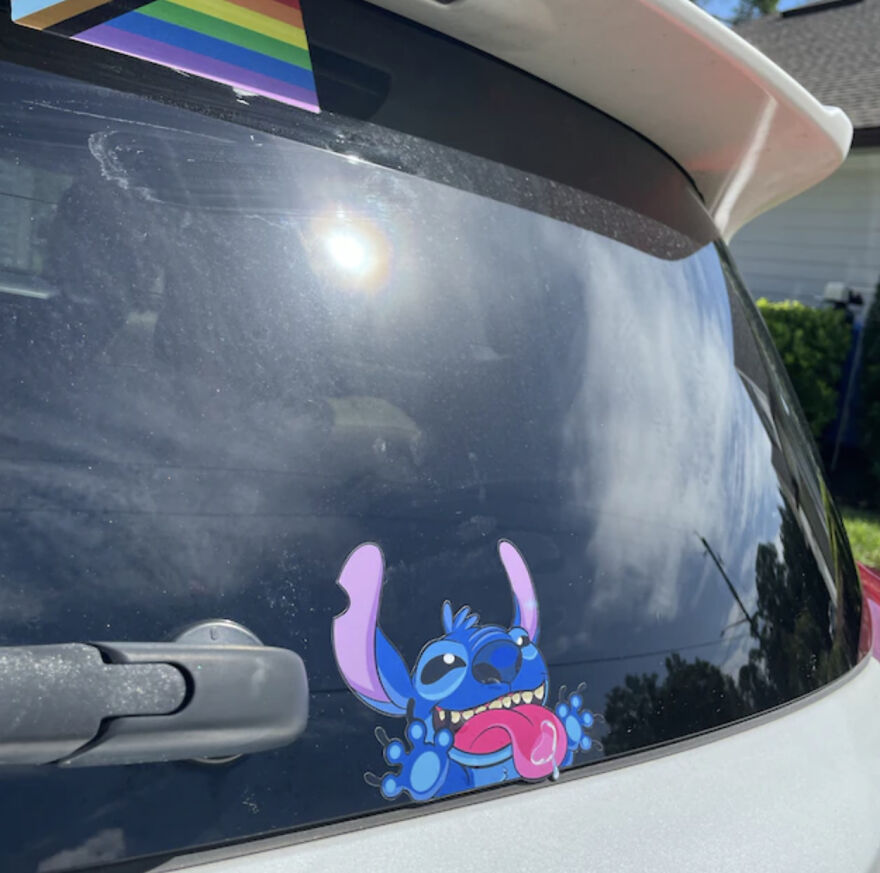 Look! It's Stitch Liking The Window!