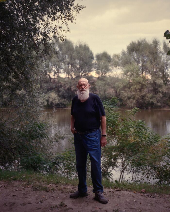 A picture of a man with beard