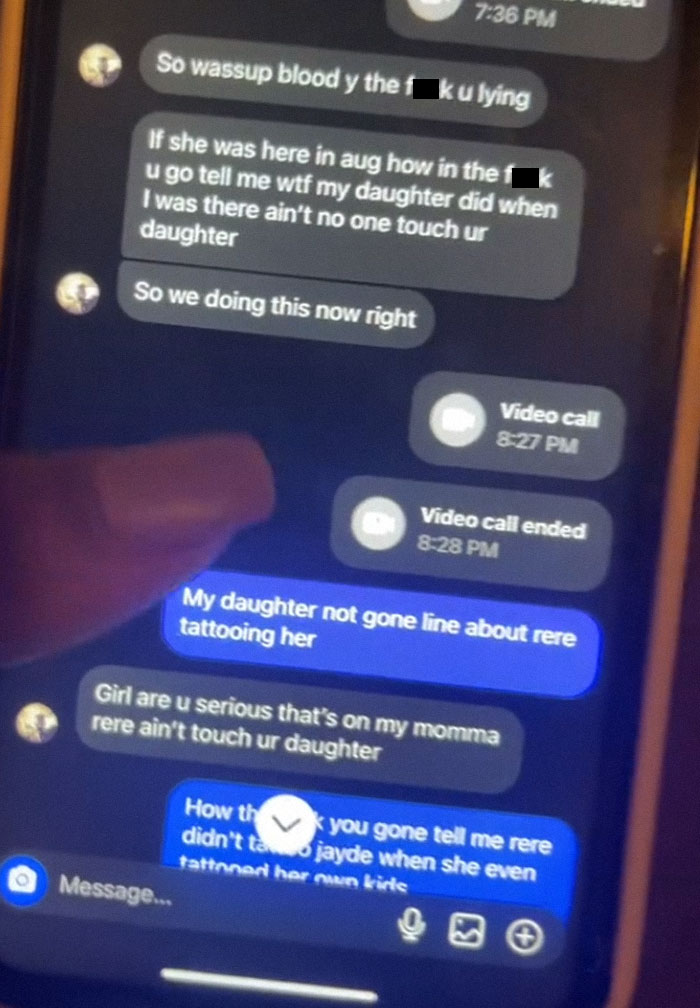 Text message exchange about a 7-year-old being tattooed by an aunt while babysitting, prompting police involvement.