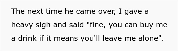 Man Can&rsquo;t Understand No For An Answer, Woman Agrees On Him Buying Her A Drink, Dumps It On His Shoes