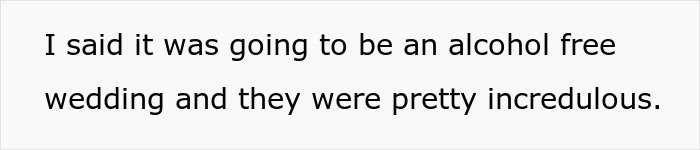 Bride Wants To Keep The Reasoning Behind Alcohol-Free Wedding Secret, Friends Put Her Under Fire Bride Wants To Keep The Reasoning Behind Alcohol-Free Wedding Secret, Friends Put Her Under Fire