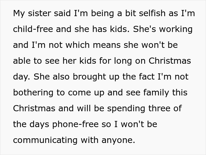 Internet Turns On Woman Who Refused To Swap Christmas Leave With Mom For No Reason Internet Turns On Woman Who Refused To Swap Christmas Leave With Mom For No Reason