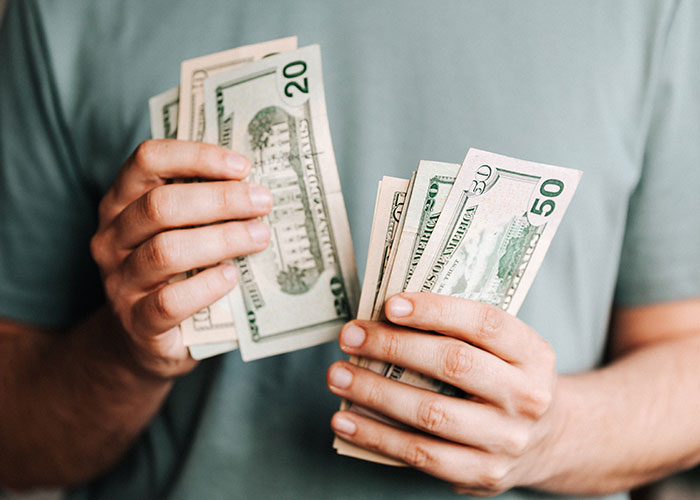 Woman Sabotages Her Boss&rsquo;s Bonus When Forced To Give Away Her Hard-Earned Money