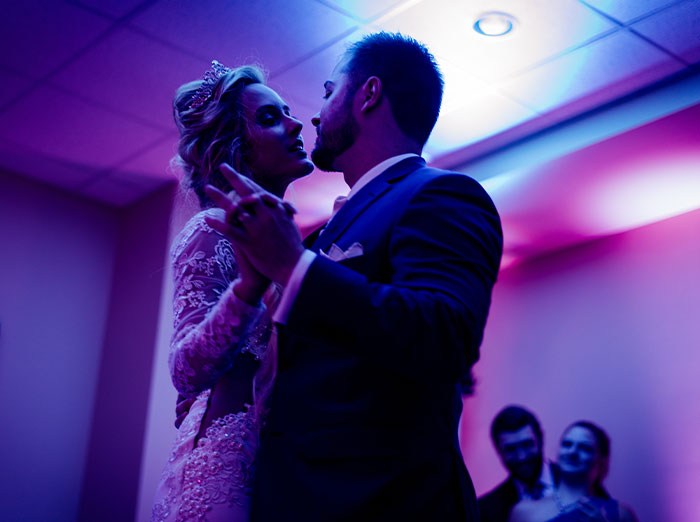 Couple Enjoy The Wedding Of Their Dreams After Scamming Each Guest Out Of &pound;2k