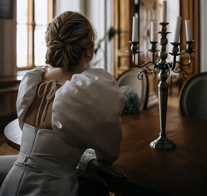 Bride Divorces Husband A Day After Wedding, Realizes The Obvious Red Flags She&rsquo;s Been Ignoring