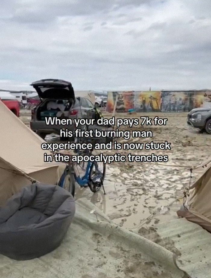 &ldquo;It Was Pure Hell&rdquo;: People Share Distressing Photos Of How Legendary Burning Man Turned Into A Fiasco