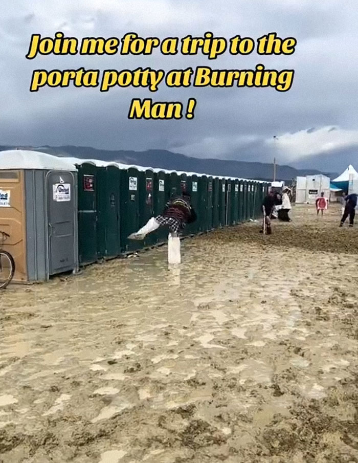 &ldquo;It Was Pure Hell&rdquo;: People Share Distressing Photos Of How Legendary Burning Man Turned Into A Fiasco