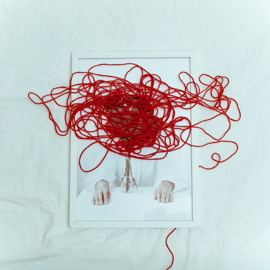 "Follow The Red Line": My Photography Project Is A Follow-Up Of My Inner Journey, And Here's The Result (5 Pics)