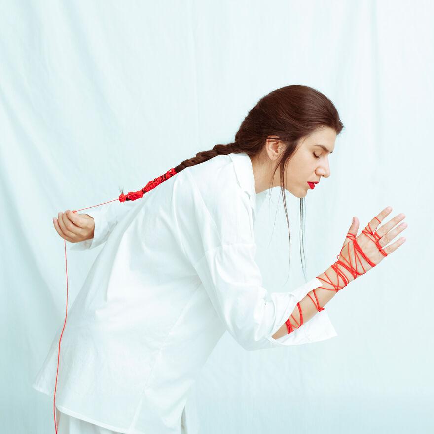 "Follow The Red Line": My Photography Project Is A Follow-Up Of My Inner Journey, And Here's The Result (5 Pics)