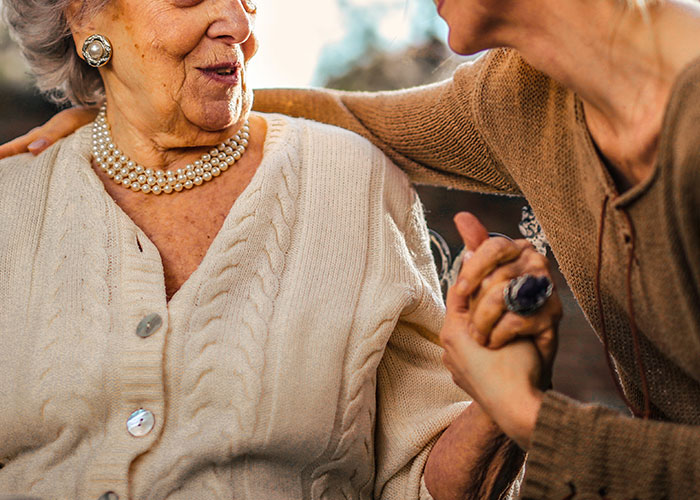 30 Older People Respond To The Question: “Do You Regret Deciding Not To Have Children?”