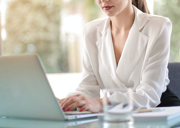 30 Older People Respond To The Question: “Do You Regret Deciding Not To Have Children?”