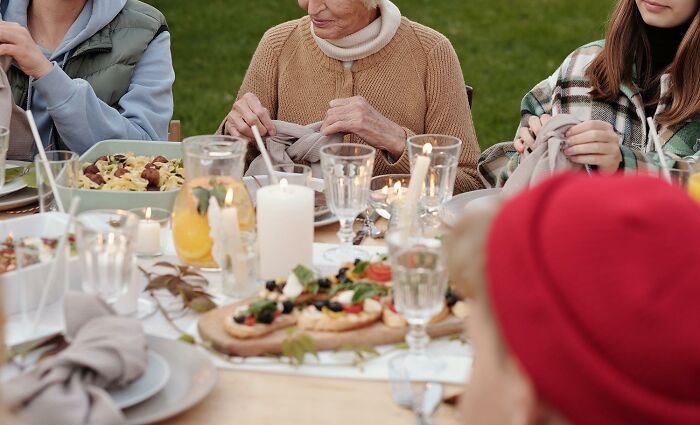 30 Parents Explain Why They Aren't On Speaking Terms With Their Adult Children