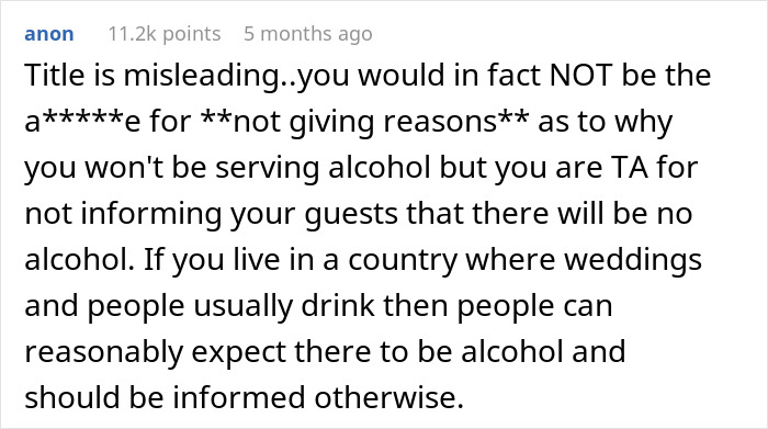 Bride Wants To Keep The Reasoning Behind Alcohol-Free Wedding Secret, Friends Put Her Under Fire Bride Wants To Keep The Reasoning Behind Alcohol-Free Wedding Secret, Friends Put Her Under Fire