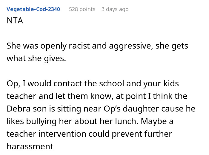 Woman Has The Audacity To Complain About Another Kid's Lunch To Her Mom, Gets Shut Down