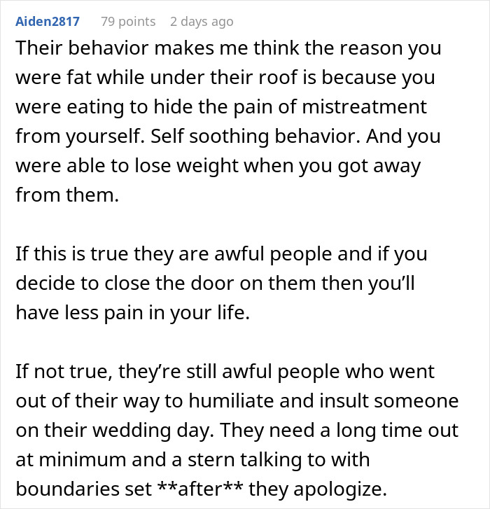 Bride Sobs After &ldquo;Degrading&rdquo; Pictures Get Shown At Wedding, Walks Out After Mom&rsquo;s Speech