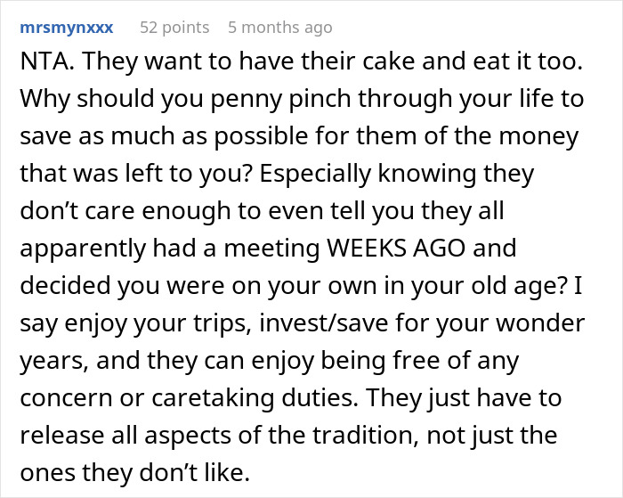 Screenshot of a Reddit comment defending a dad accused of robbing kids of inheritance over family tradition disputes.
