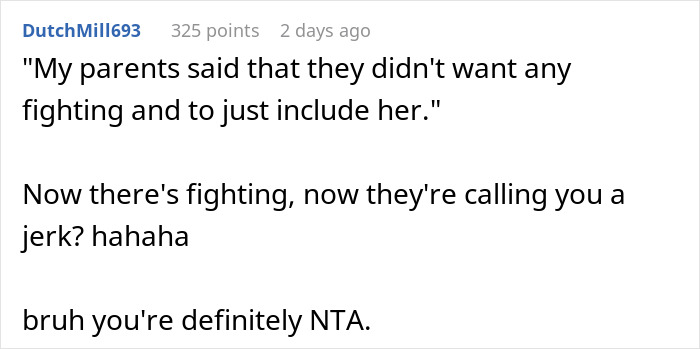 Sister Warns Bro About His GF Being In Family Wedding Pics, He Doesn&rsquo;t Listen And Suffers For It