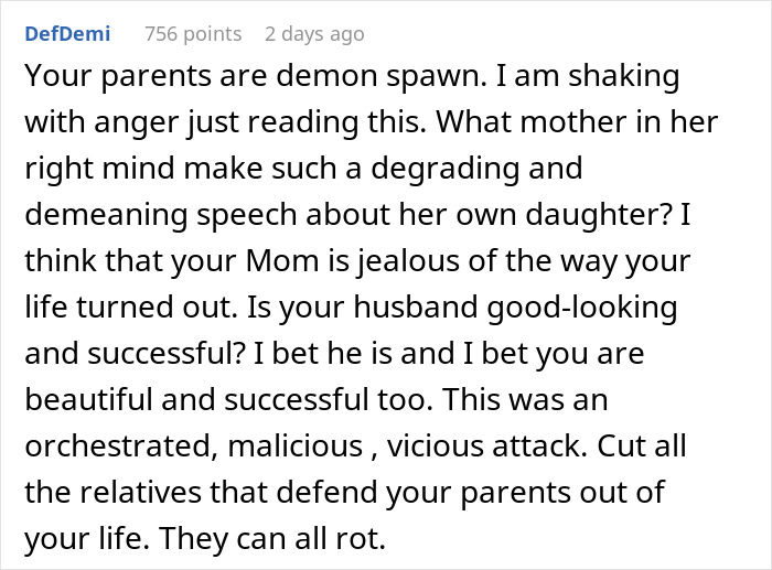 Bride Sobs After &ldquo;Degrading&rdquo; Pictures Get Shown At Wedding, Walks Out After Mom&rsquo;s Speech