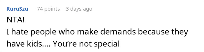 Airport Worker Serves Up A Dose Of Reality To Over-Entitled Family Cutting In Line Airport Worker Serves Up A Dose Of Reality To Over-Entitled Family Cutting In Line