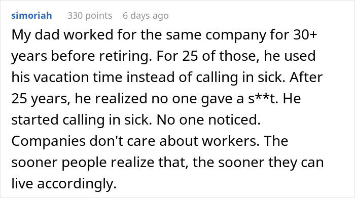 Worker Shares Pathetic Gift Coworker Received For 5-Year Perfect Attendance, Others Chime In Worker Shares Pathetic Gift Coworker Received For 5-Year Perfect Attendance, Others Chime In