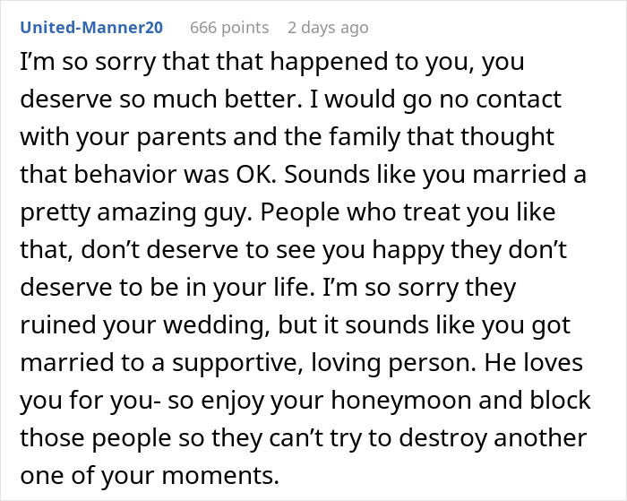 Bride Sobs After &ldquo;Degrading&rdquo; Pictures Get Shown At Wedding, Walks Out After Mom&rsquo;s Speech