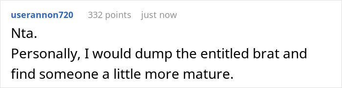 Man Cuts A Date Short After Realizing His GF Kept &ldquo;Forgetting&rdquo; Her Jacket On Purpose