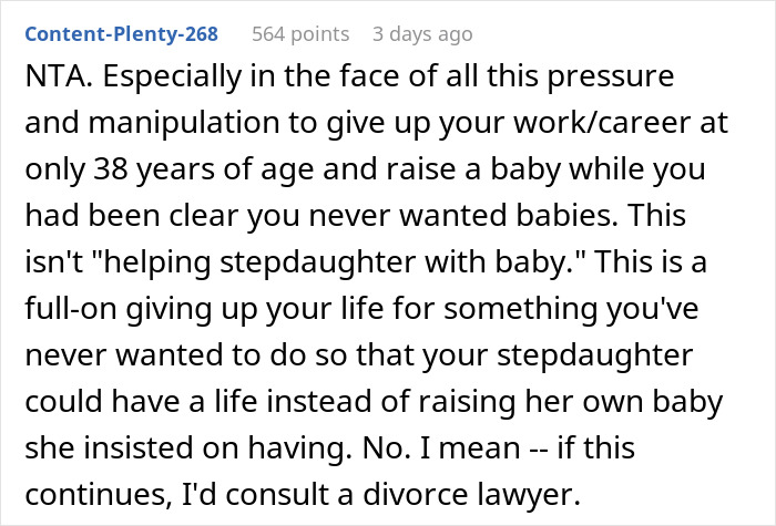 Alt text: Online discussion about woman’s marriage ending due to refusal to sacrifice her life for a baby and career pressure. Alt text: Online discussion about woman’s marriage ending due to refusal to sacrifice her life for a baby and career pressure.