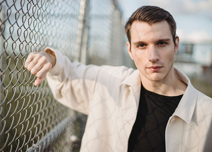 50 Things That Men Do That They Think Are Fine When In Reality They're Super Creepy