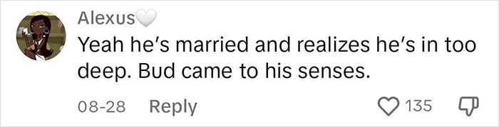 Date Ghosts Woman Half-Way Through Their Vacation, So The Internet Helps Her Figure Out Why