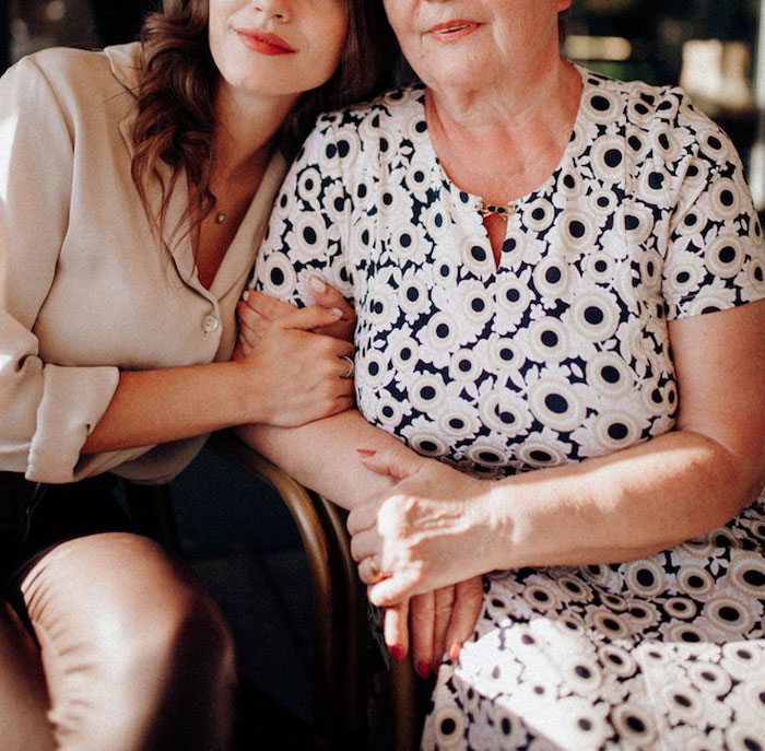 Woman Wants To Show Mom How Messed Up She Was With Her 'Food Rules' By Enforcing Them On Her