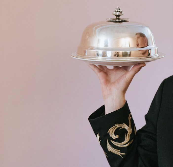 Flight Attendant Maliciously Complies With Fake Vegetarian’s Order, Makes Him Regret His Lies Flight Attendant Maliciously Complies With Fake Vegetarian’s Order, Makes Him Regret His Lies