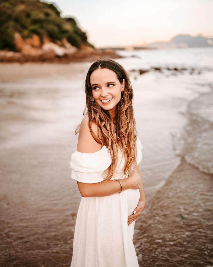 Woman Posts A Video Of Her Attempts To Rock A Baby To Sleep Mid-Flight, Faces Harsh Backlash Online