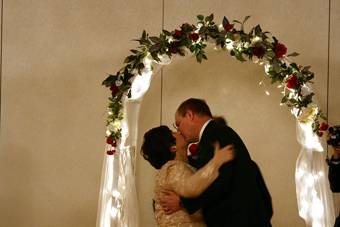 Wedding Guests And Participants Share 30 Instances When The Whole Celebration Went Straight To Hell