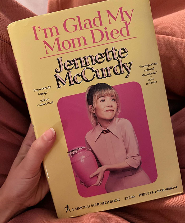 32 Of The Biggest Falls From Grace In Hollywood, According To This Viral Thread