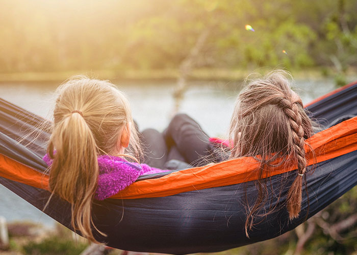 “Brought Up In A Cult”: 35 Things People Went Through As Kids And Didn’t Realize Were Unusual