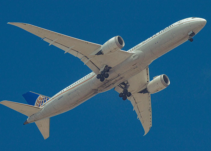 “She Was Screaming The Entire Time”: 50 Horrific Things To Have Happened On Flights