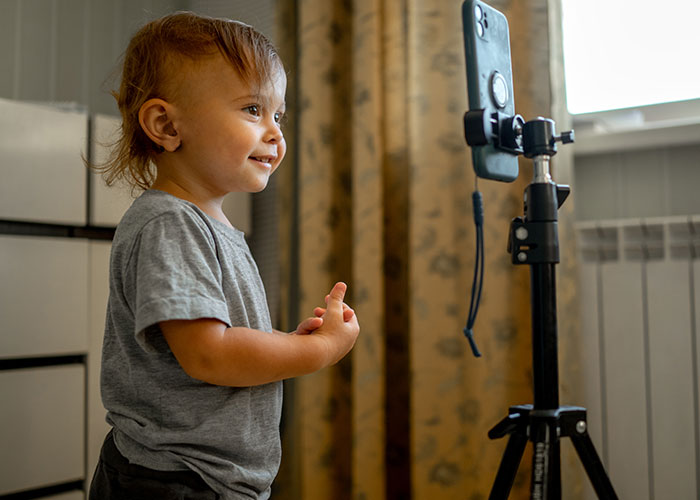 Woman Bursts Into Tears After Husband Demands She Delete All Her Mommy Influencer Content