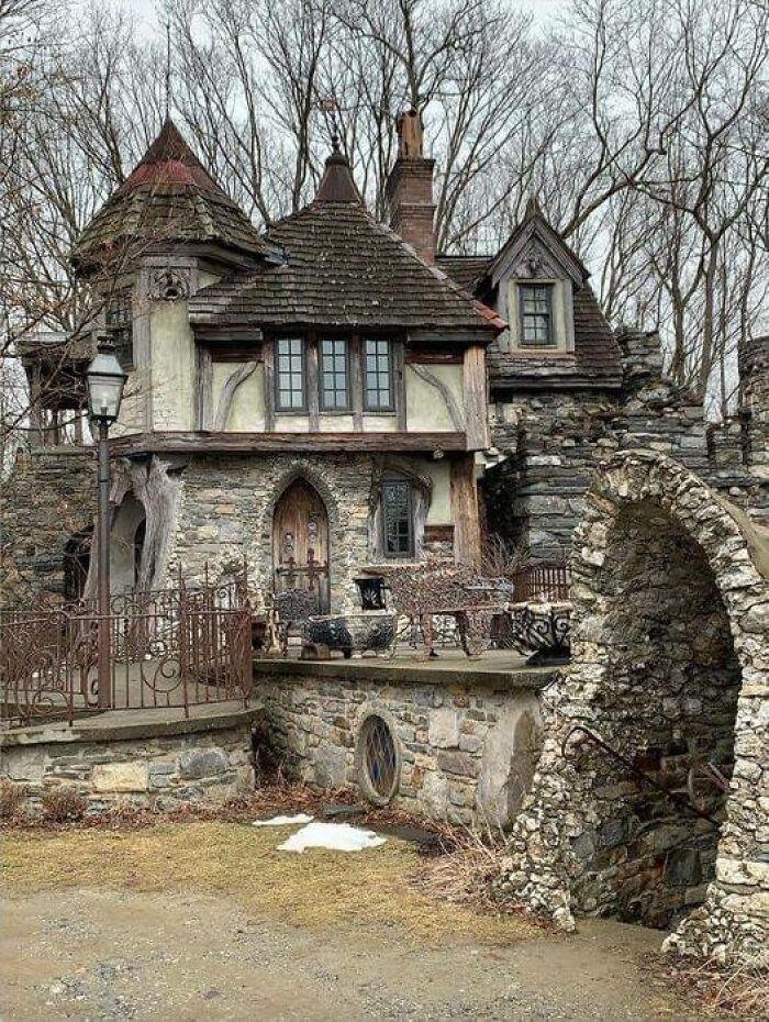 Abandoned Beauty!