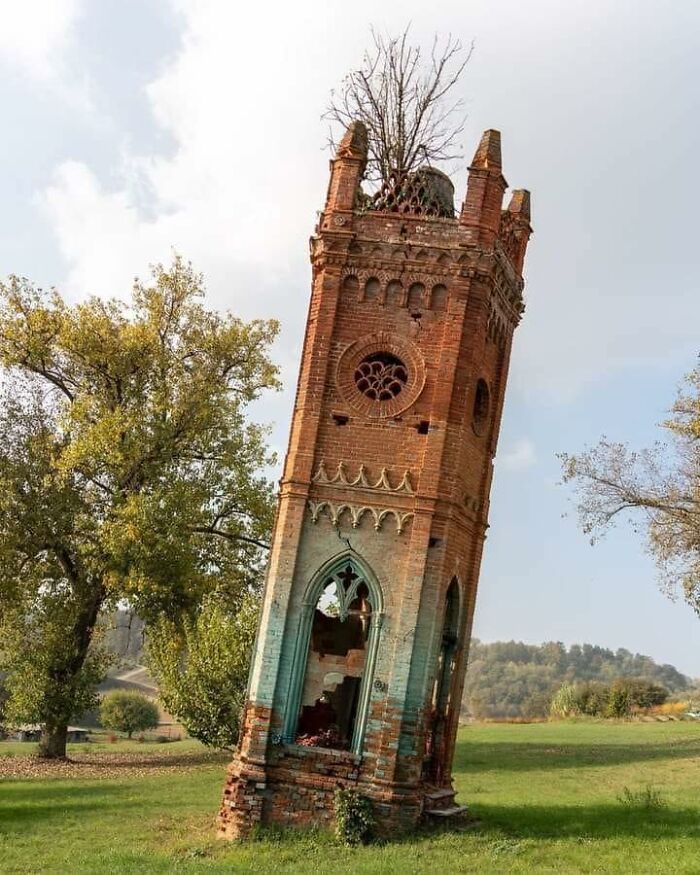 A Decaying Neo-Gothic Turret Hidden Among The Hills - Italy
