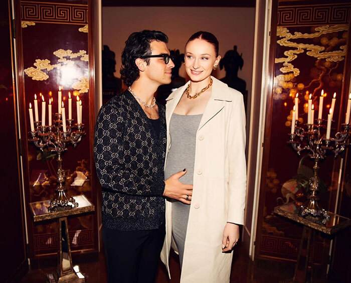 Joe Jonas Allegedly Hires Divorce Lawyer Amid 4-Year Marriage To Sophie Turner Joe Jonas Allegedly Hires Divorce Lawyer Amid 4-Year Marriage To Sophie Turner