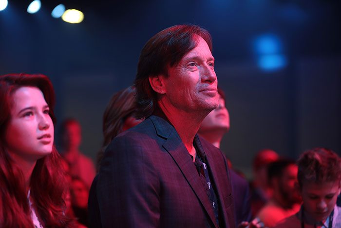 Kevin Sorbo Fumes Over &ldquo;Woke Hollywood&rdquo; And Wants To Make It "Manly Again"