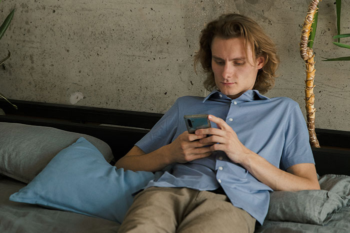 People Who Didn't Try Dating Until Later In Life Share How Their Lives Turned Out (30 Stories)