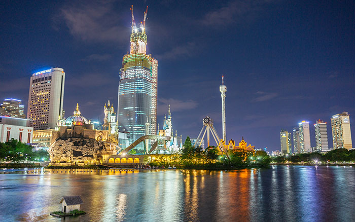 15 Of The Worst Tourist Attractions Across The World, According To People's Votes