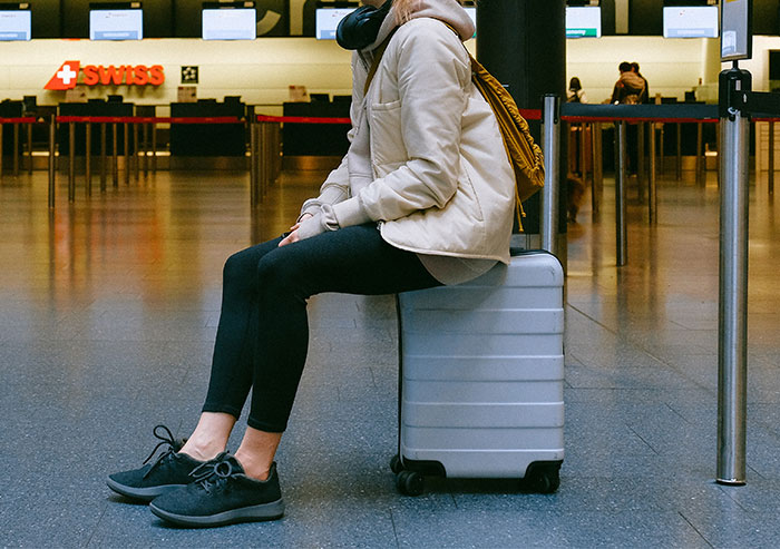 Man Is Done With Wife Always Making Them Miss Flights, Boards Plane Alone And Leaves Her Behind Man Is Done With Wife Always Making Them Miss Flights, Boards Plane Alone And Leaves Her Behind