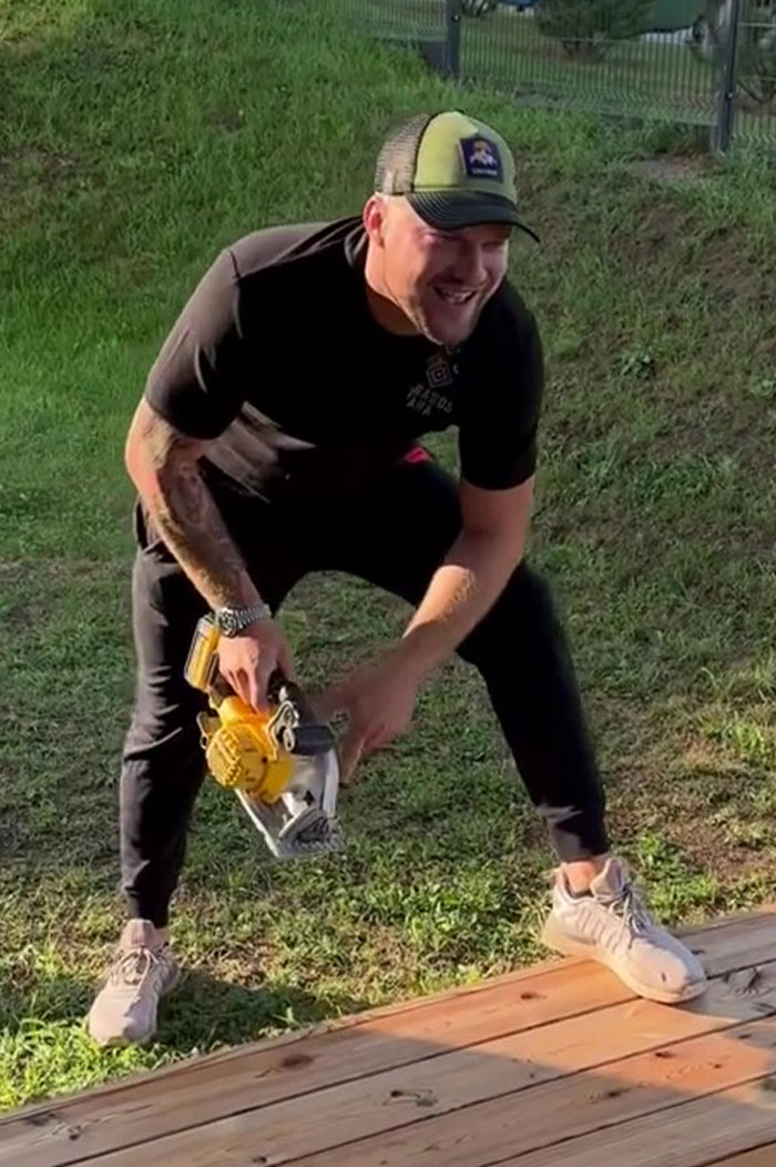 Builder Destroys Beautifully Done Terrace After Client Didn't Pay For It For Over 3 Weeks Builder Destroys Beautifully Done Terrace After Client Didn't Pay For It For Over 3 Weeks