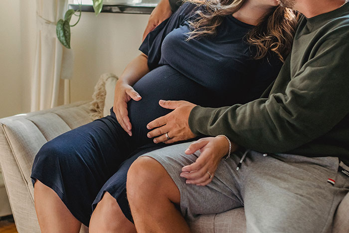 Boss Regrets Not Giving New Dad 1 Week Off After He Says He'll Be Taking 12